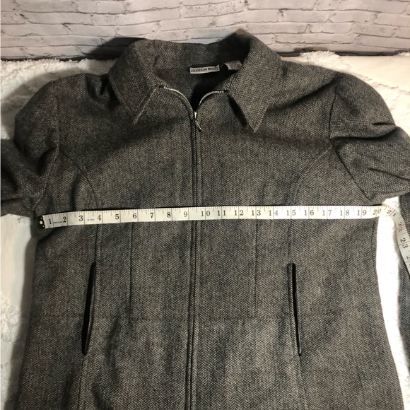 Fashion Bug Wool blend Herringbone Gray Bomber Jacket with Structured Design - Picture 7 of 13